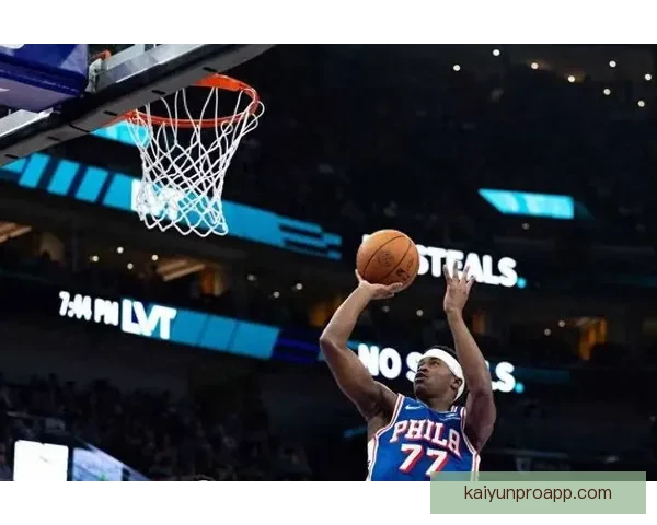 埃奇库姆伤愈复出砍下22分13篮板 76人连续两季横扫爵士 贝利贡献25分