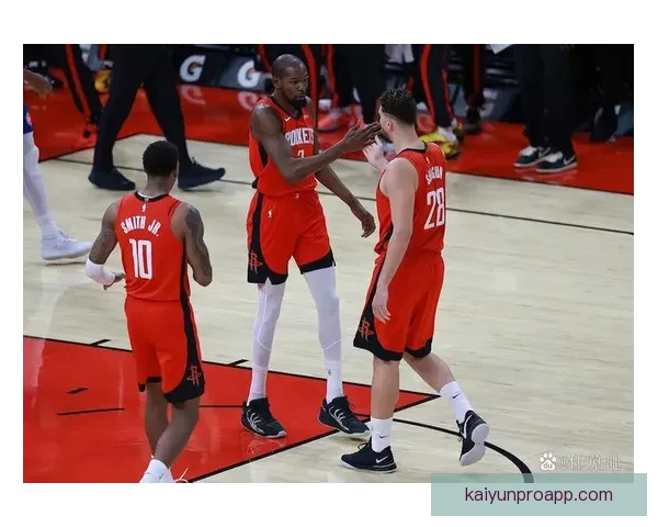 湖人计划为里夫斯提供大合同今夏三大引援目标曝光火箭伊森成核心